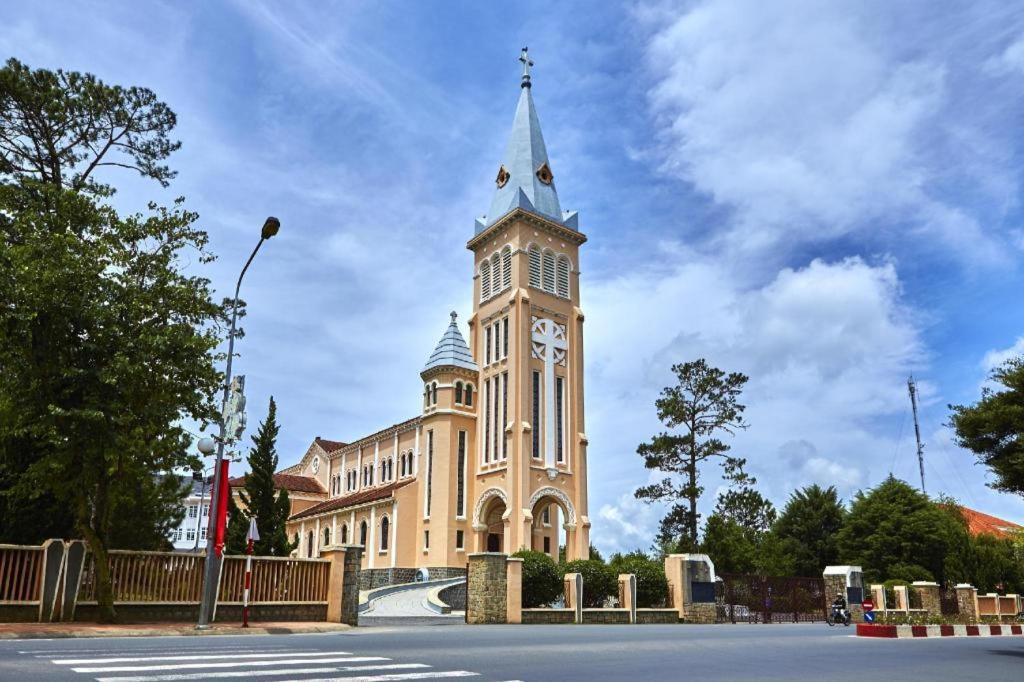Hotel Hodota The Blessed Virgin Dalat Exterior foto